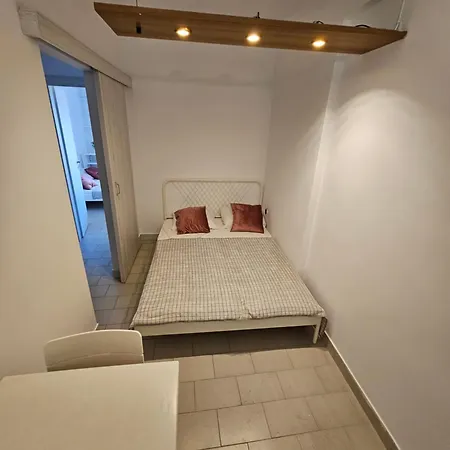 Sunrise Apartment